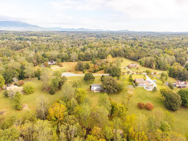 $575,900 | 327 Hans Hill Drive, Madison Heights, VA 24572