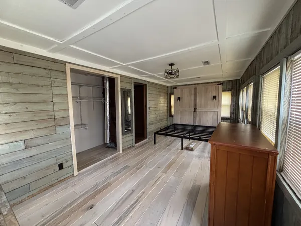 $139,900 | 400 Bay Shore Drive, Big Sandy, TN 38221