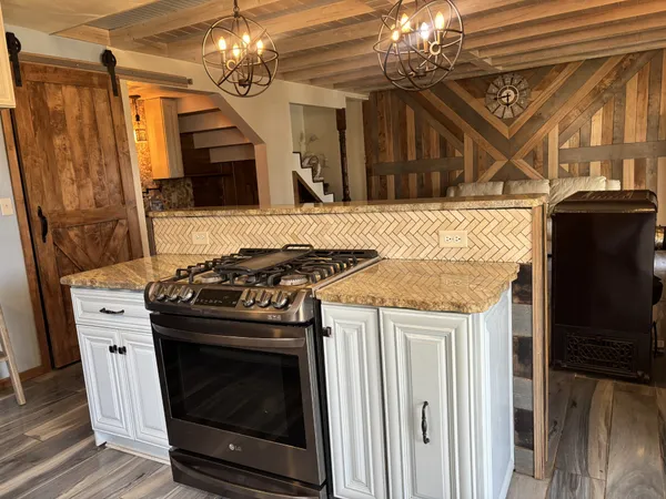 $139,900 | 400 Bay Shore Drive, Big Sandy, TN 38221