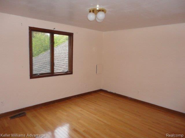 35603 Tall Pine Road Farmington, MI 48335 - Photo 14 of 16 BR #2