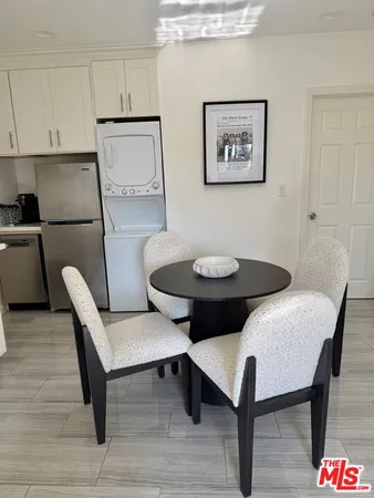 $3,600 | 602 North Maple Drive, Unit 1/2 ADU, Beverly Hills, CA 90210