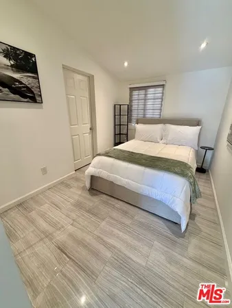 $3,600 | 602 North Maple Drive, Unit 1/2 ADU, Beverly Hills, CA 90210