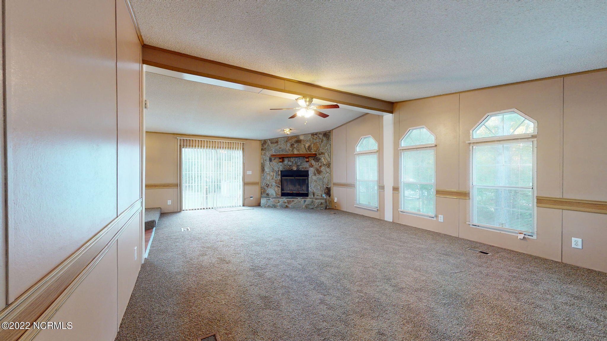 26-web-or-mls-3625-Blue-Banks-Loop-Rd-NE