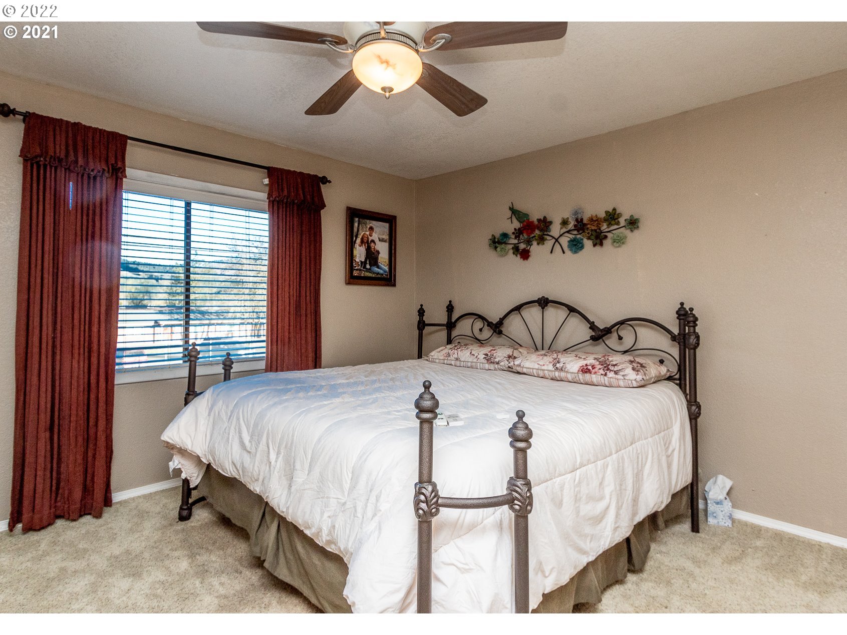355 South Calapooia Street Sutherlin, OR 97479 - Photo 19 of 32 Bedroom