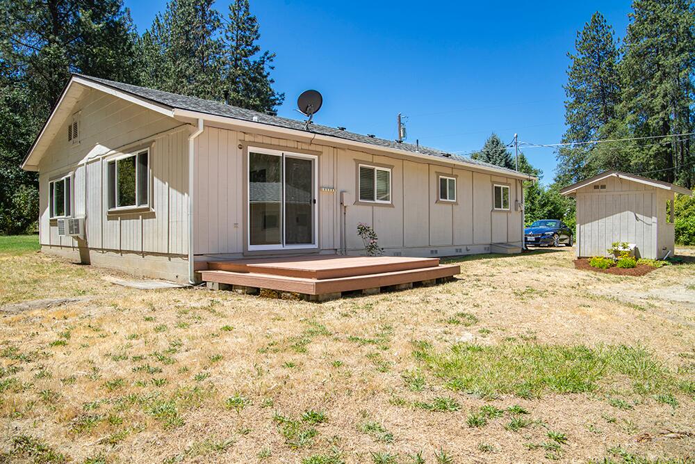 2612 Sand Creek Road Grants Pass, OR 97527 - Photo 18 of 52 2612 Sand Creek Listing Photos - 21 of 5