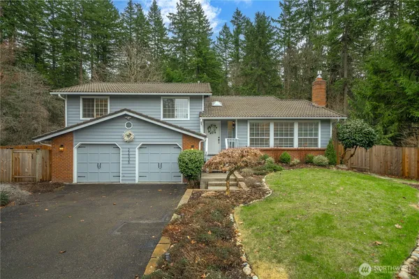 $860,000 | 22335 Southeast 244th Place, Maple Valley, WA 98038