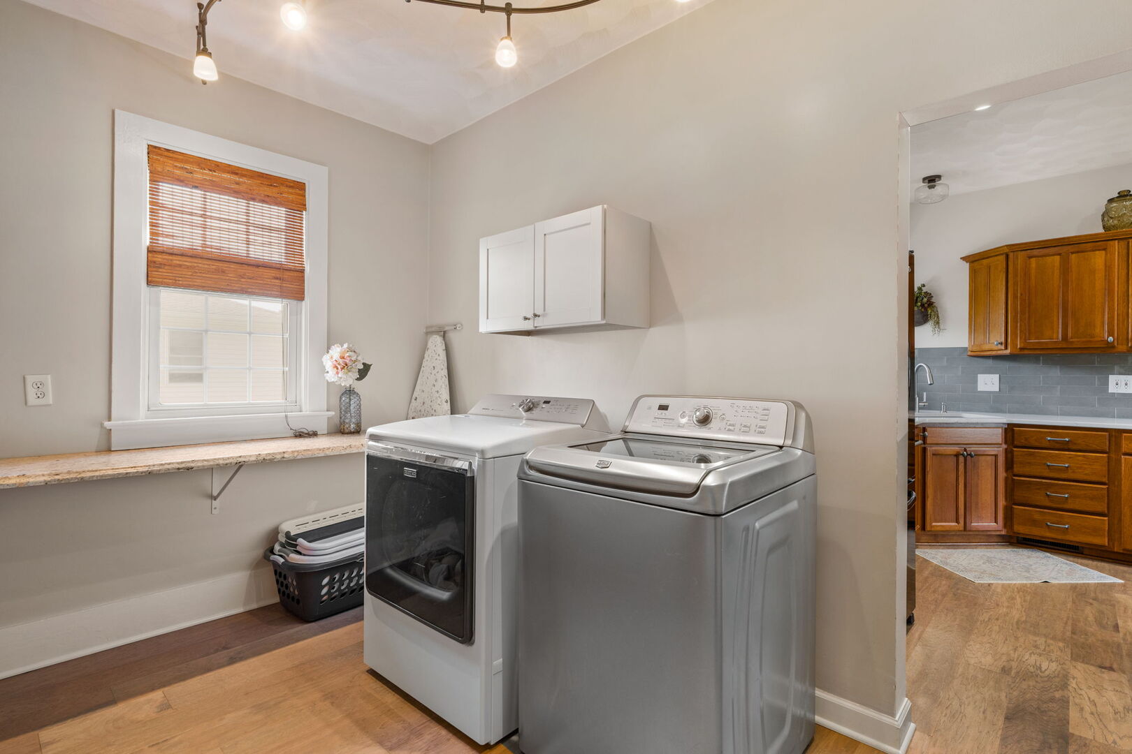 417 North State Street Geneseo, IL 61254 - Photo 11 of 51 a utility room with sink dryer and washer