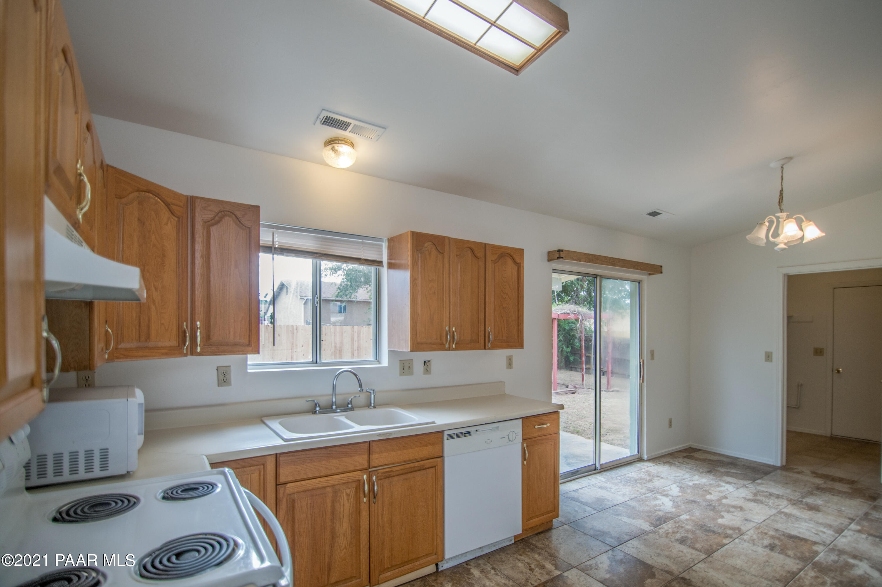 5640 North Long Rifle Road Prescott Valley, AZ 86314 - Photo 8 of 31 DSC_3541