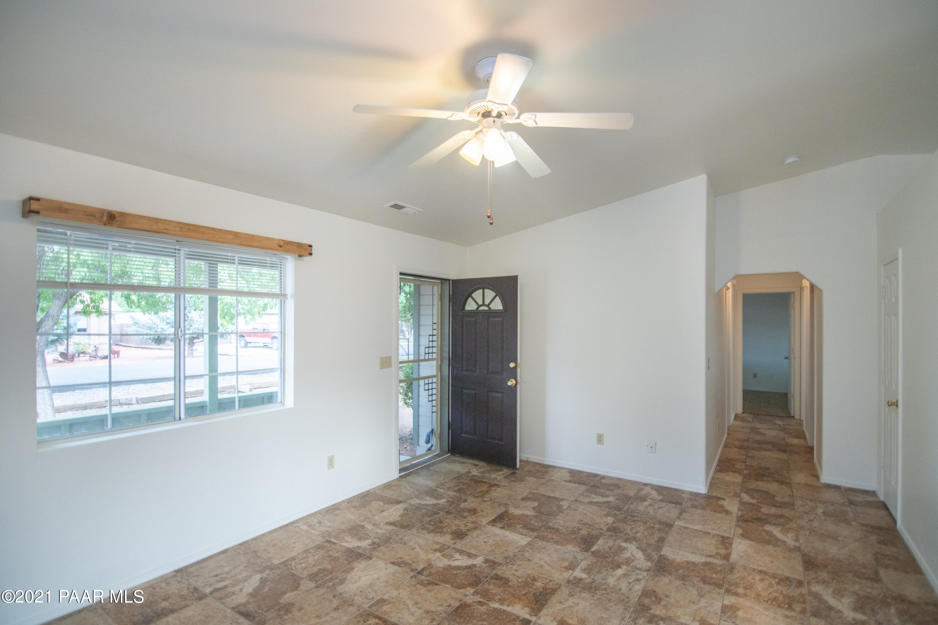 5640 North Long Rifle Road Prescott Valley, AZ 86314 - Photo 10 of 31 DSC_3581