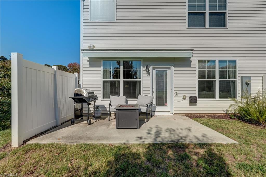 813 Riley Lane Greensboro, NC 27455 - Photo 19 of 20 Gallery Image 19