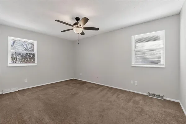 $1,995 | 508 Northeast Shiloh Circle, Blue Springs, MO 64014