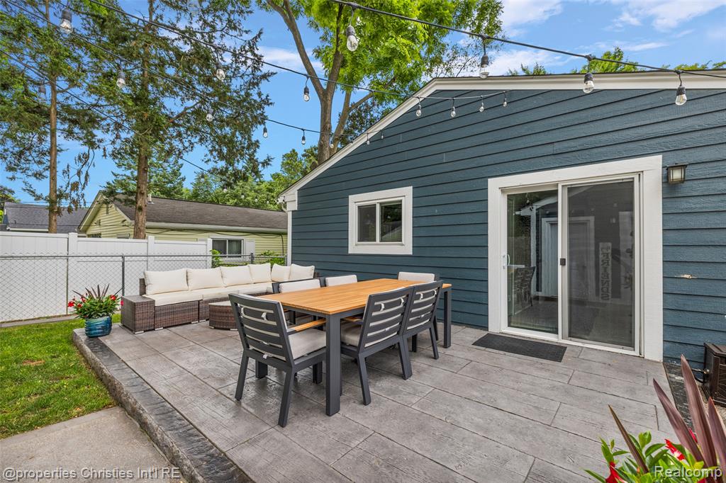 222 North Alice Avenue Rochester, MI 48307 - Photo 65 of 70