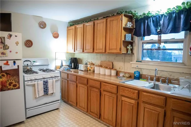 $179,900 | 130 Arthur Avenue, Hamburg, NY 14219