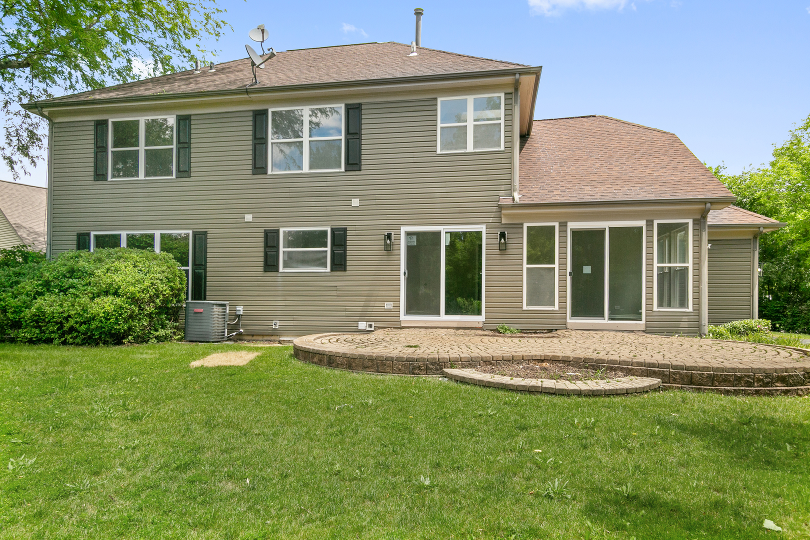 600 Brookstone Road Grayslake, IL 60030 - Photo 5 of 33
