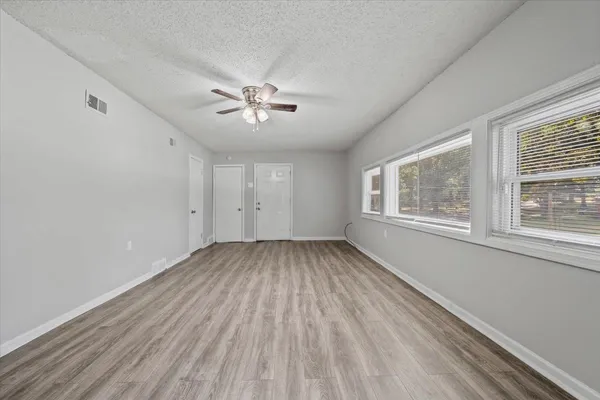 $1,600 | 3360 Berea Road, Memphis, TN 38109