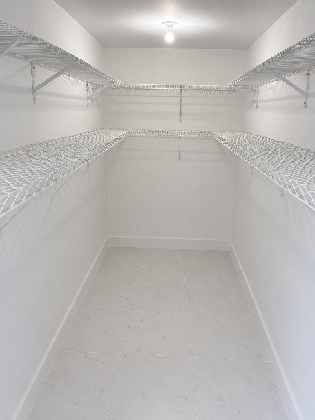 1505 North Riverside Drive, Unit 508 Pompano Beach, FL 33062 - Photo 9 of 31 Master Bedroom Walk In Closet