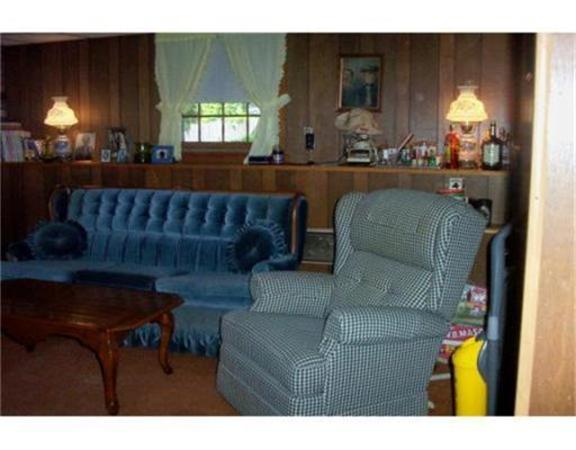 78 Woodruff Road Clinton, MA 01510 - Photo 8 of 11 Gallery Image 8