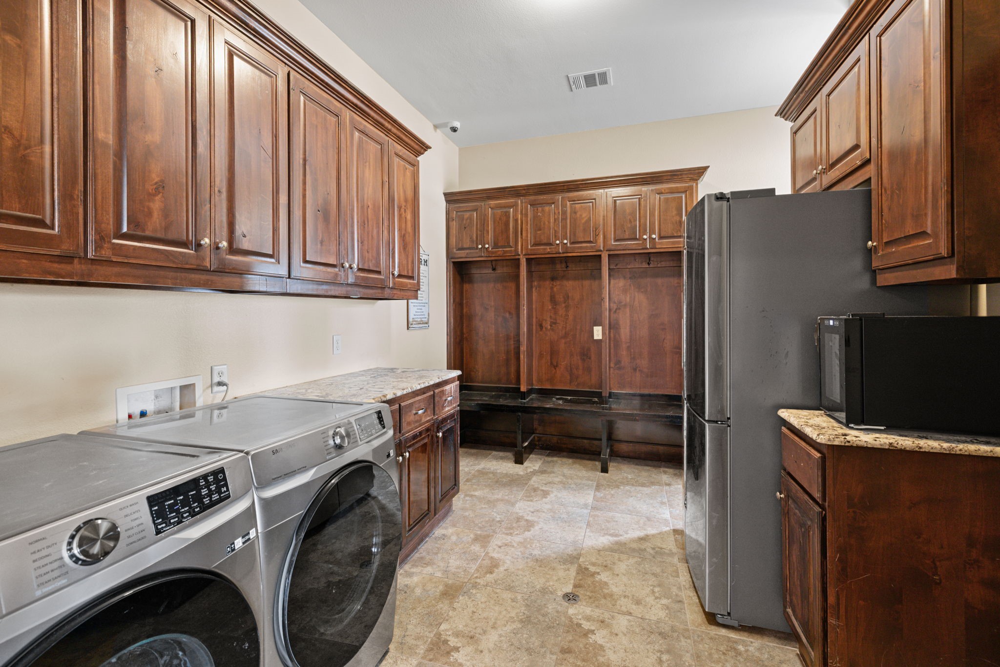 4999 Pin Oak Road Franklin, TX 77856 - Photo 32 of 47 a utility room with dryer and washer