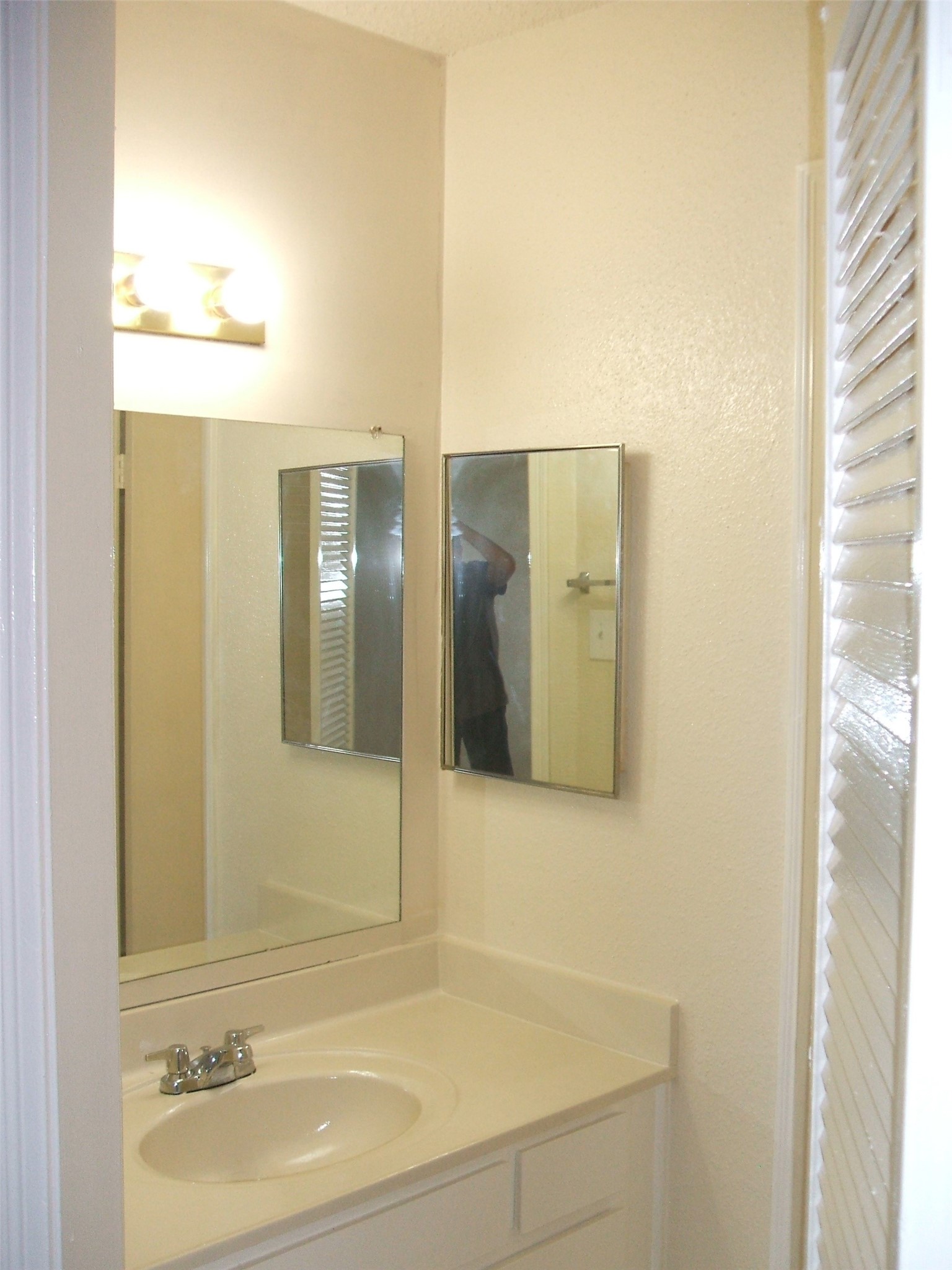 10101 South Gessner Road, Unit 316 Houston, TX 77071 - Photo 9 of 13
