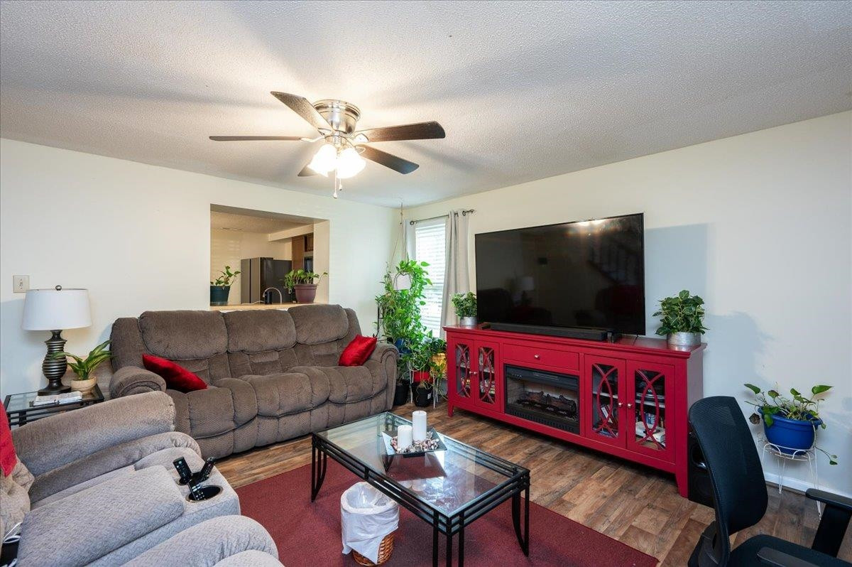 5620 Bringle Court Raleigh, NC 27610 - Photo 3 of 18 Photo 3