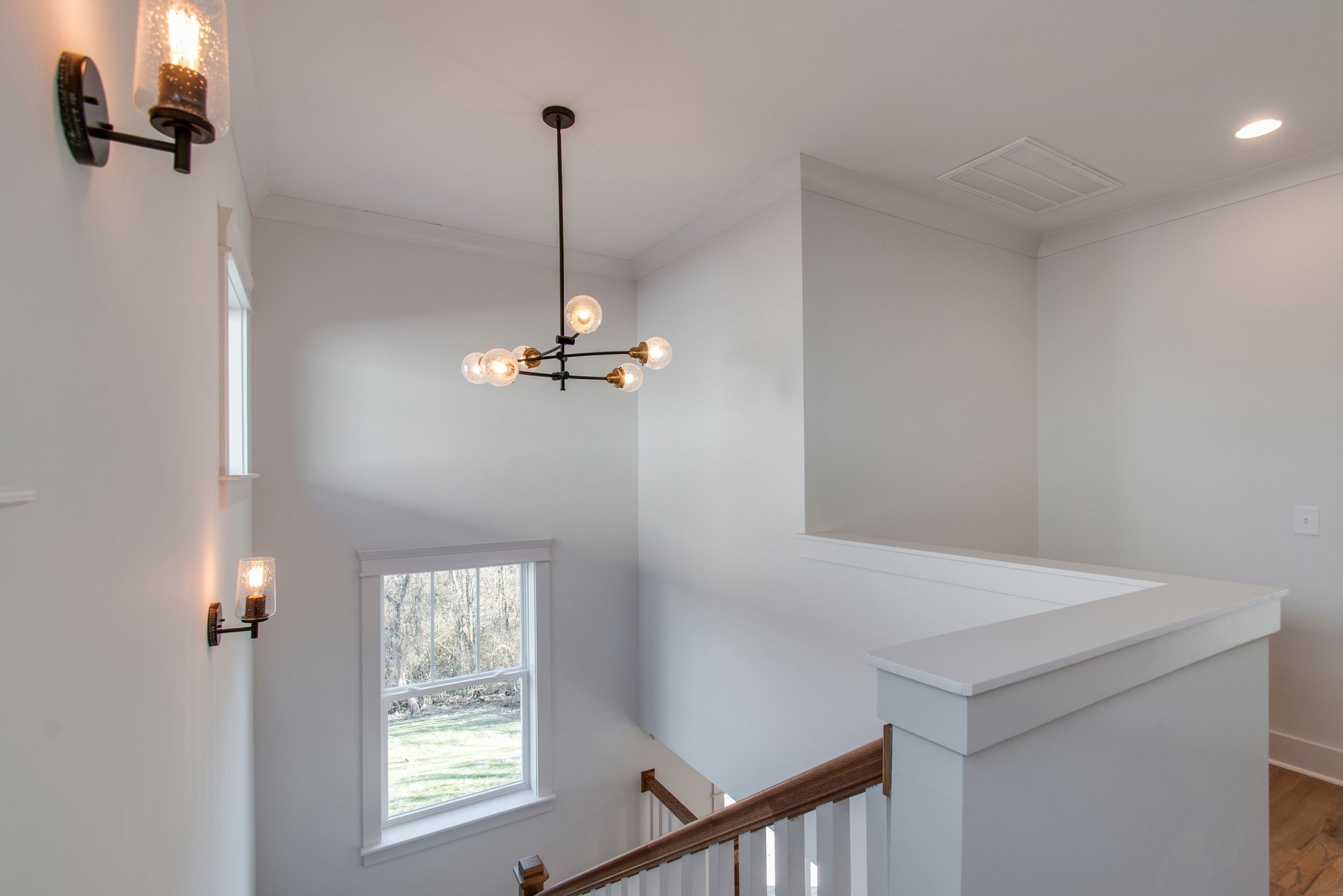 929 Mitchell Road Nashville, TN 37206 - Photo 24 of 48 a view of empty room with windows