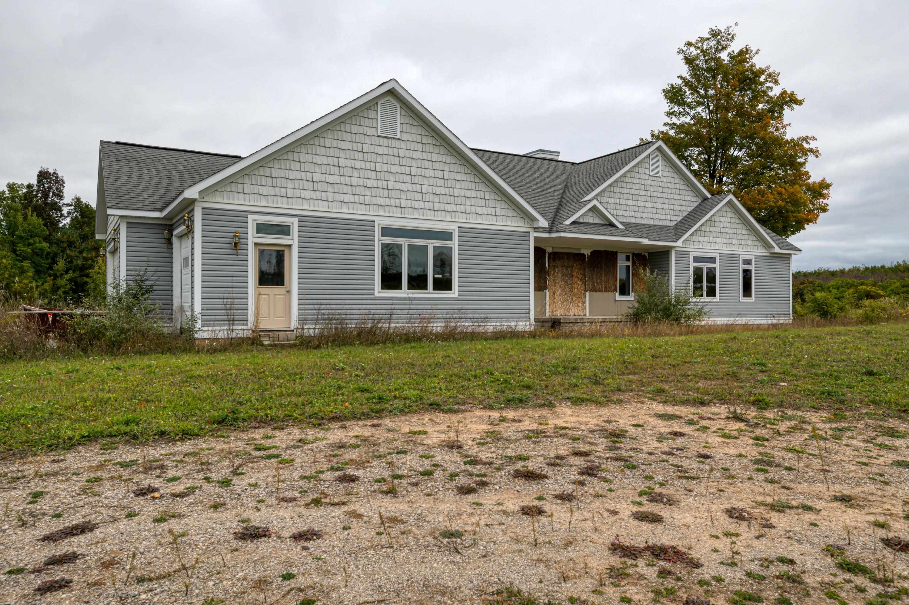 8255 Angell Road Williamsburg, MI 49690 - Photo 13 of 63 1916881-6.JPG