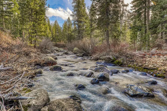 $5,049,000 | 225 Smiley Court, Olympic Valley, CA 96146