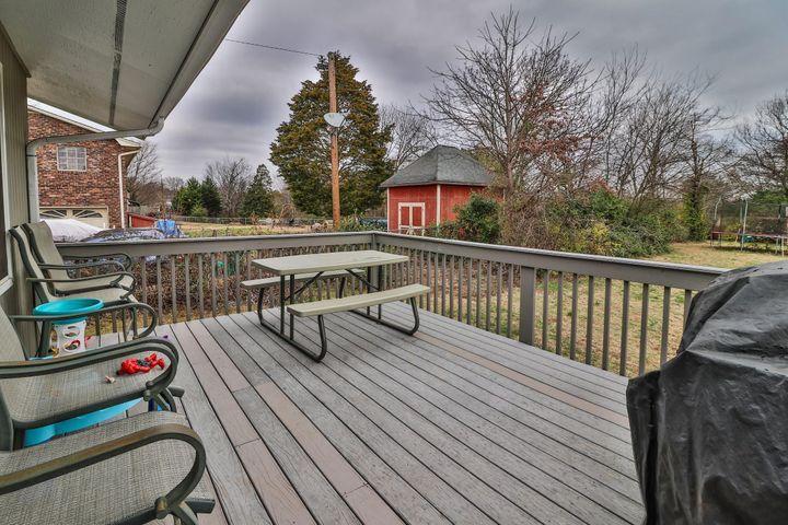 804 Coventry Road Knoxville, TN 37923 - Photo 21 of 26 Back Deck