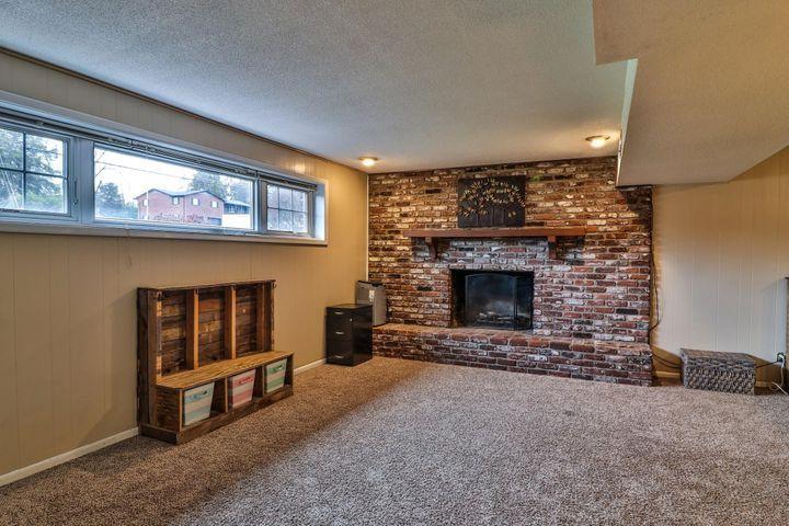 804 Coventry Road Knoxville, TN 37923 - Photo 6 of 26 Rec Room