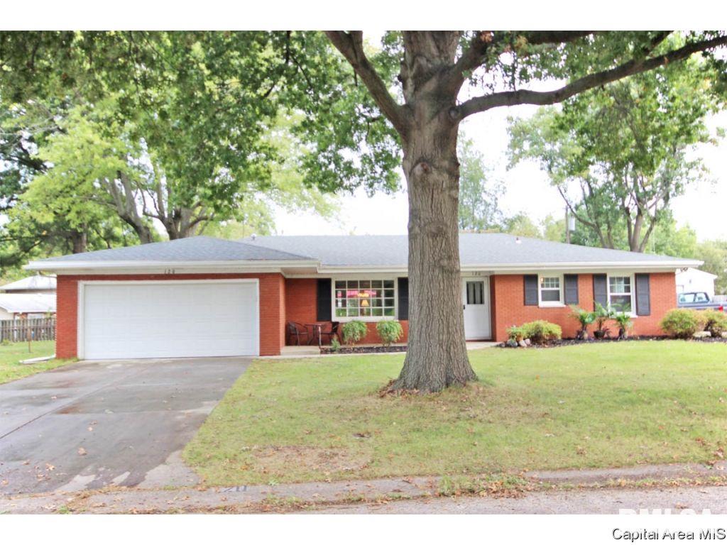 120 Greencastle Circle Springfield, IL 62712 - Photo 1 of 34 Gallery Image 1