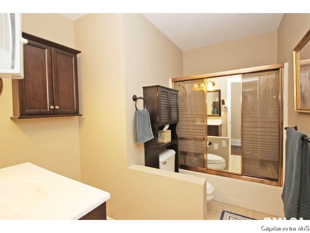 120 Greencastle Circle Springfield, IL 62712 - Photo 29 of 34 Gallery Image 29