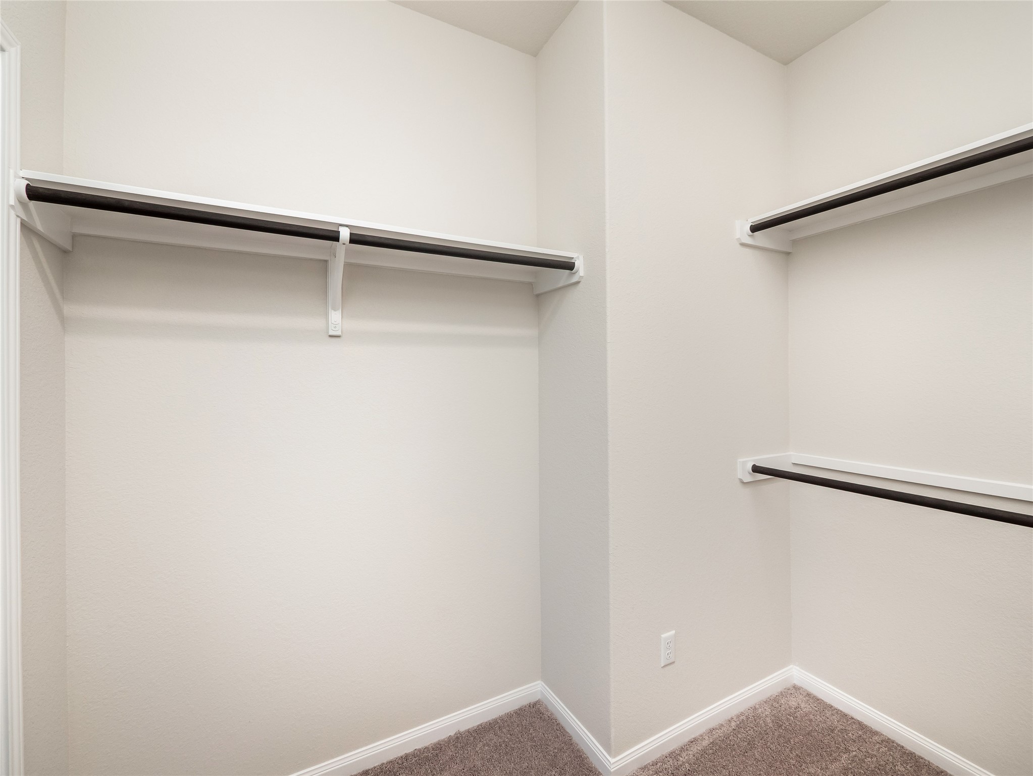 181 Soldier Street Kyle, TX 78640 - Photo 19 of 37 a view of small space