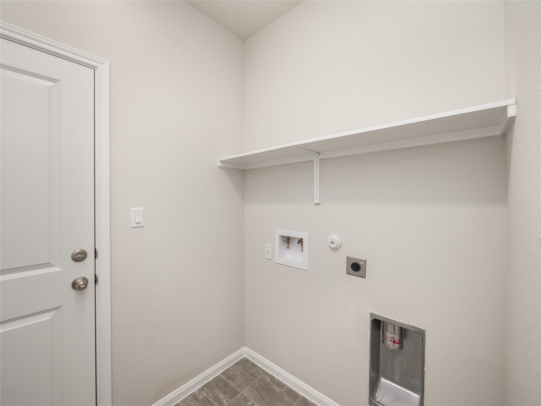 181 Soldier Street Kyle, TX 78640 - Photo 25 of 37 a view of utility room