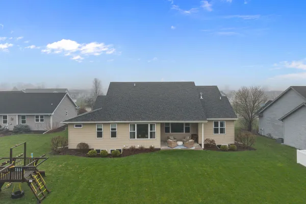 $699,900 | W6681 Charleen Lane, Greenville, WI 54942
