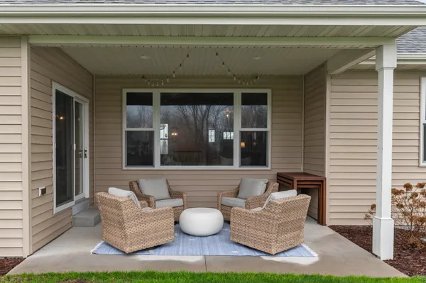 $699,900 | W6681 Charleen Lane, Greenville, WI 54942