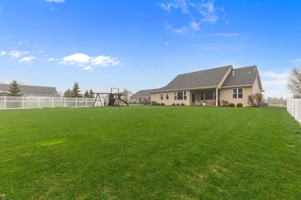 $699,900 | W6681 Charleen Lane, Greenville, WI 54942