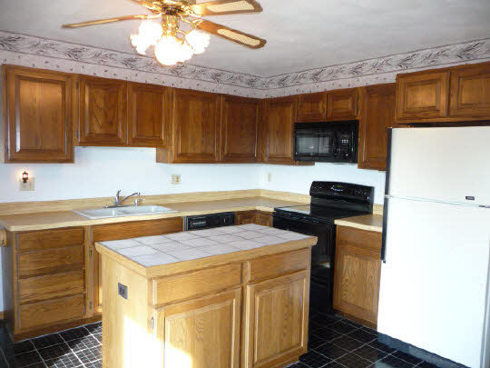 9924 Edwardsville Road Winnebago, IL 61088 - Photo 5 of 11 Gallery Image 5