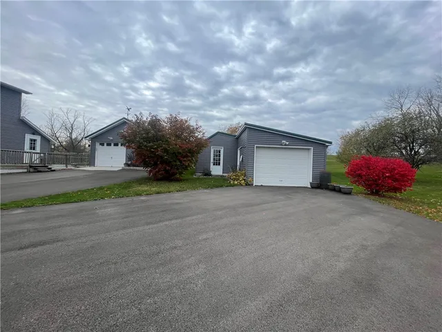 $339,900 | 2342 Lower Lake Road, Seneca Falls, NY 13148