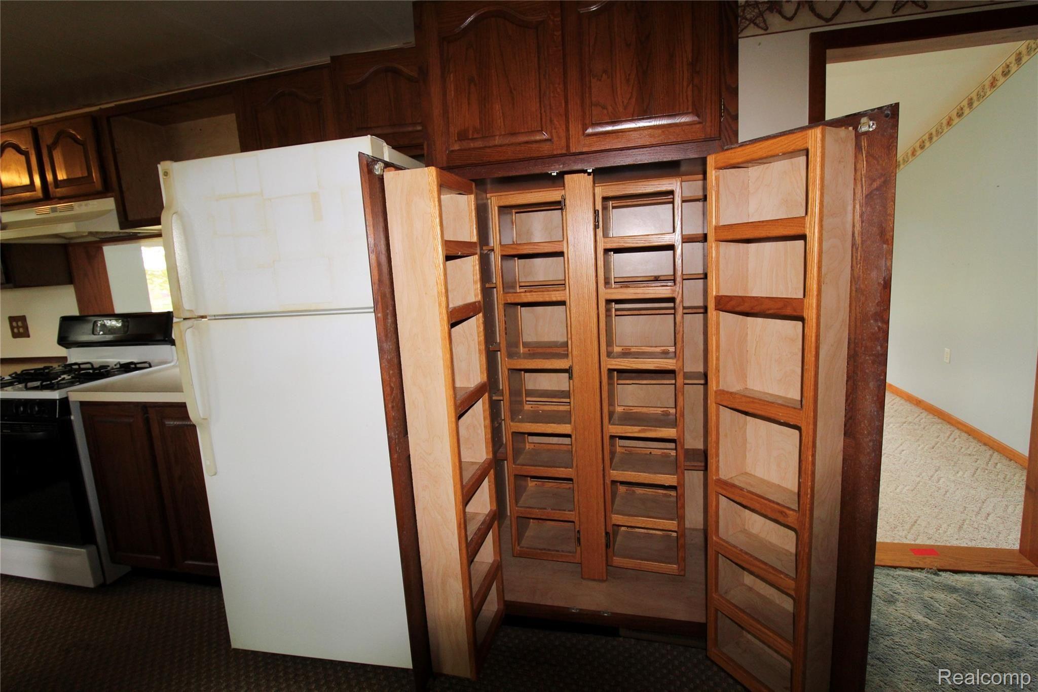 8212 Rich Road Mayville, MI 48744 - Photo 10 of 59 Kitchen (4).jpg