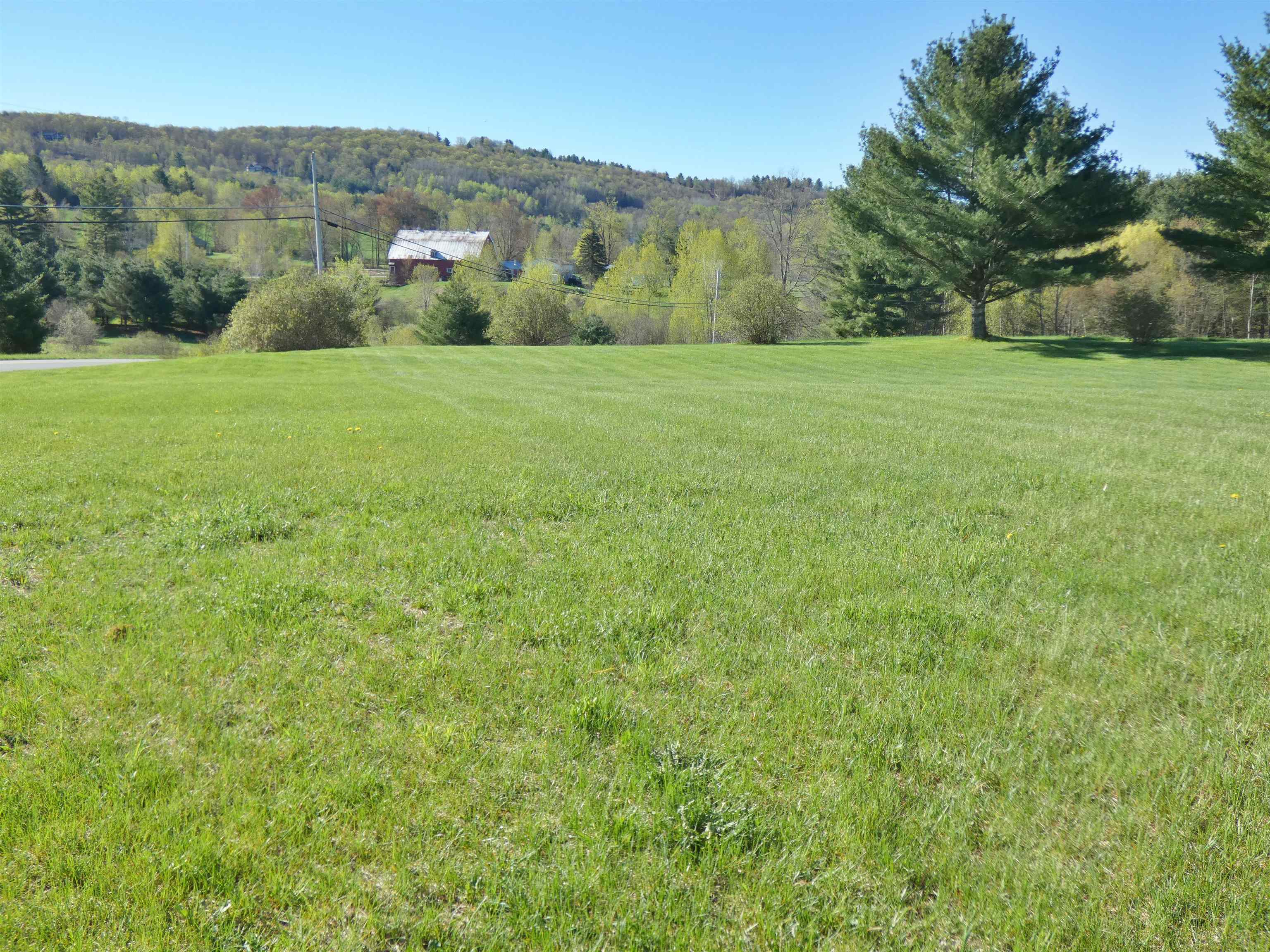 41 Whispering Pines Road Derby, VT 05855 - Photo 4 of 12