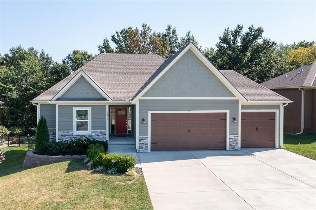 12809 Hubbard Road Kansas City, KS 66109 - Photo 1 of 26 Gallery Image 1