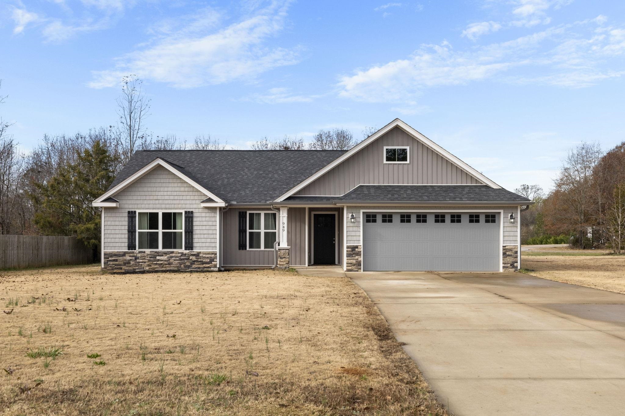 949 Pearson Town Road Moore, SC 29369 - Photo 1 of 37 Gallery Image 1