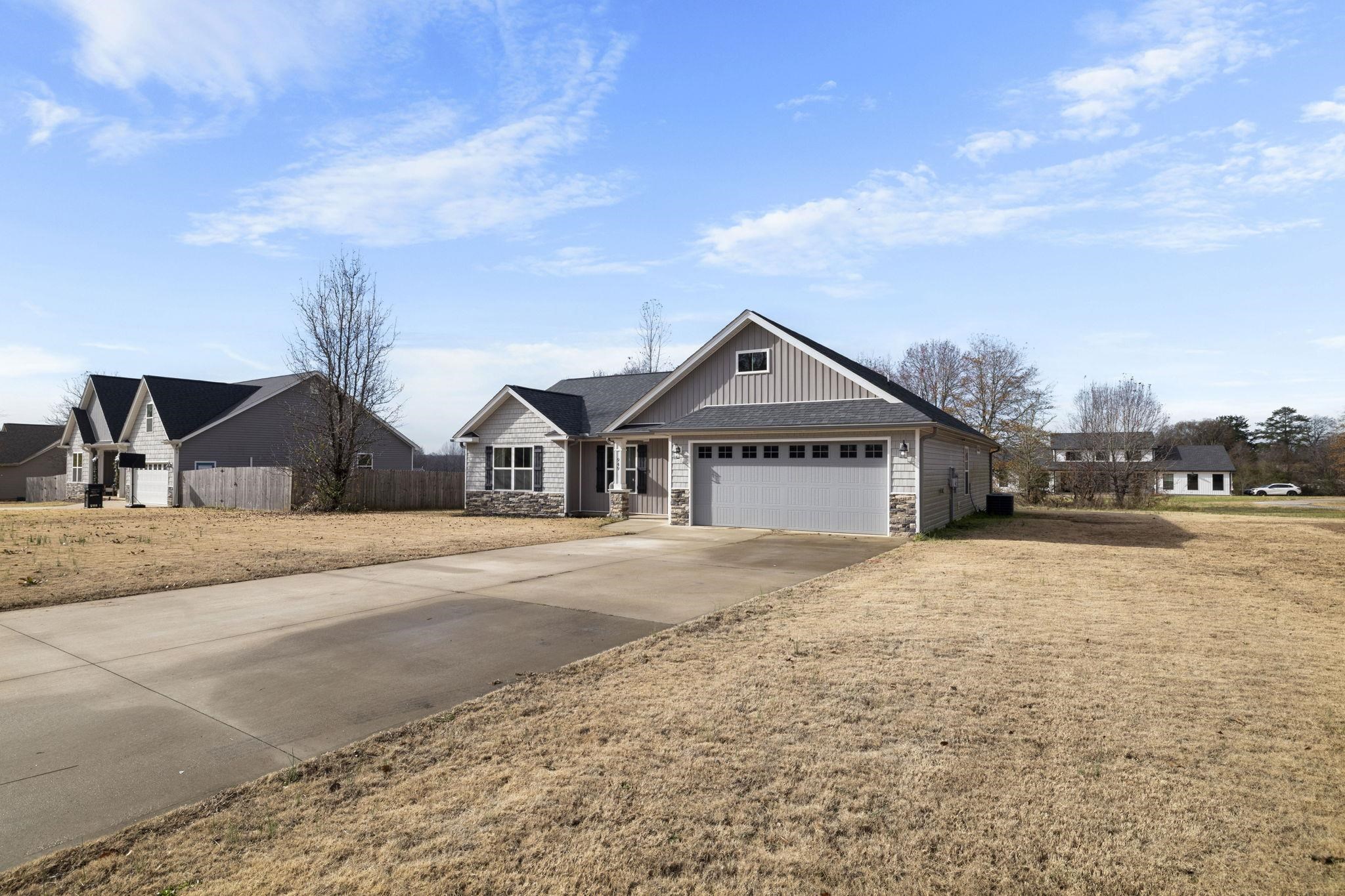 949 Pearson Town Road Moore, SC 29369 - Photo 2 of 37 Gallery Image 2