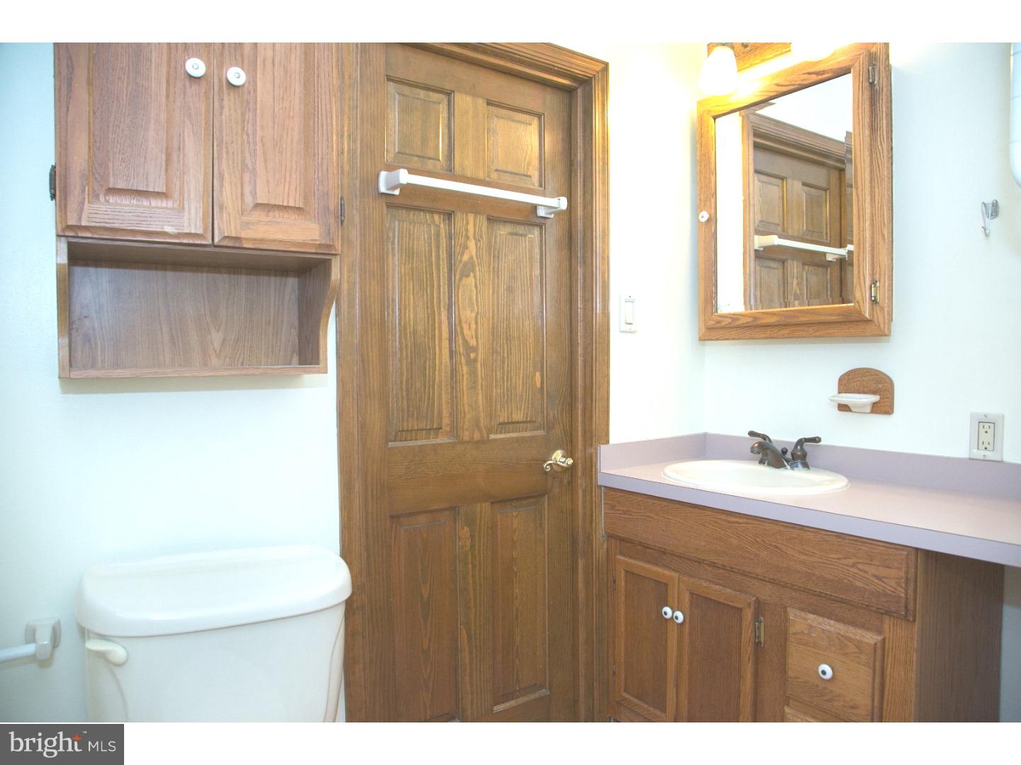 301 Boyer Road Cheltenham, PA 19012 - Photo 14 of 25 Bathroom