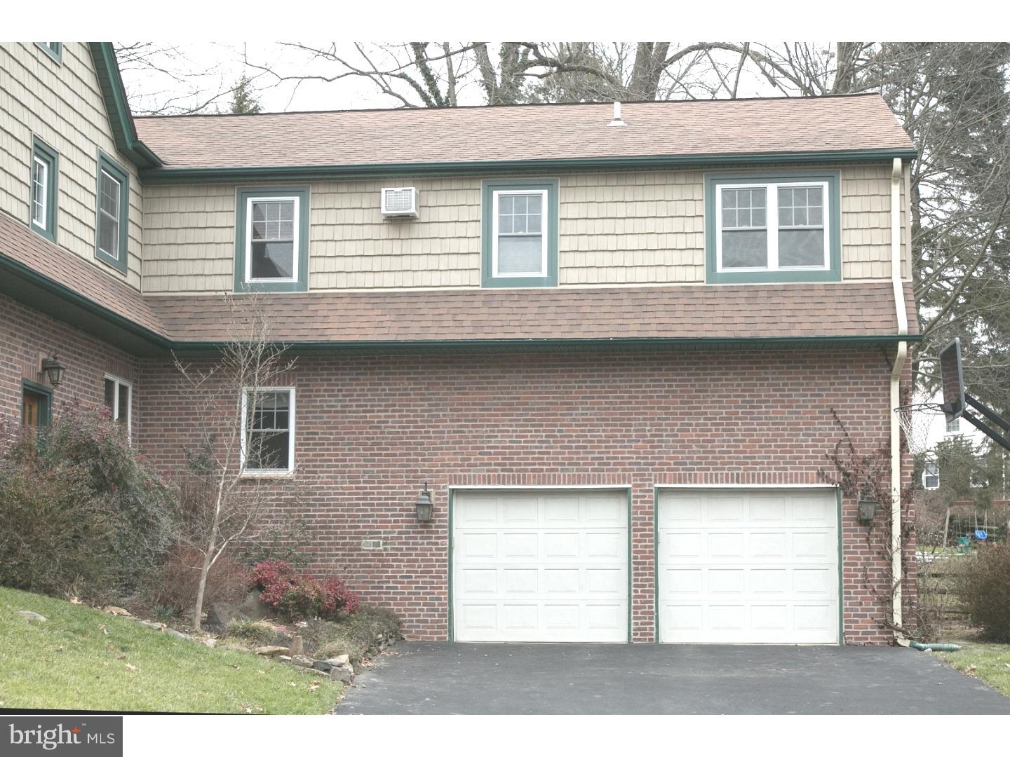 301 Boyer Road Cheltenham, PA 19012 - Photo 18 of 25 Garage