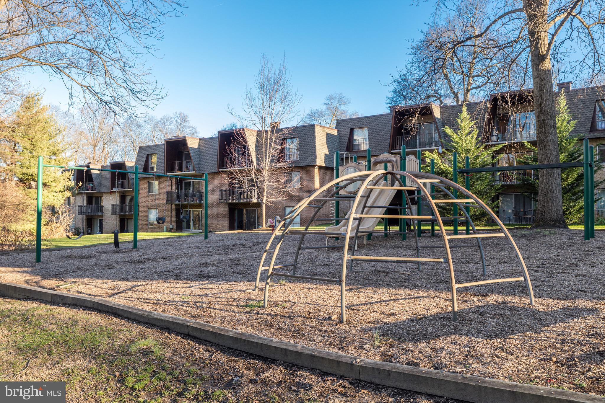 11602 Vantage Hill Road, Unit 12B Reston, VA 20190 - Photo 33 of 38 Gallery Image 33