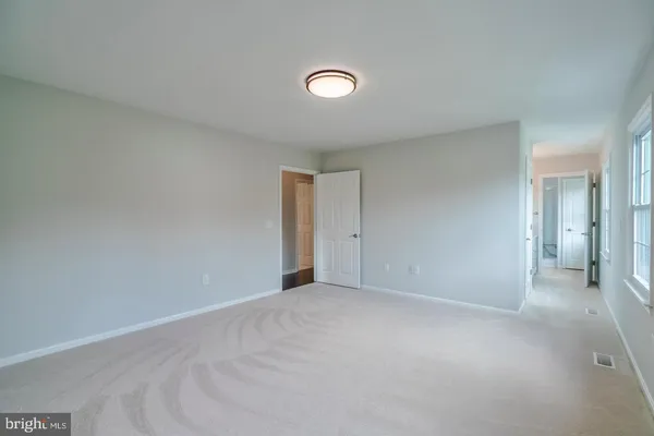 $3,550 | 503 Hunt Way Lane, Herndon, VA 20170