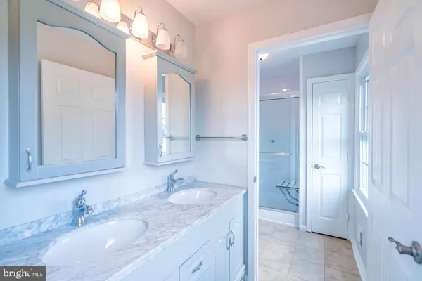 $3,550 | 503 Hunt Way Lane, Herndon, VA 20170