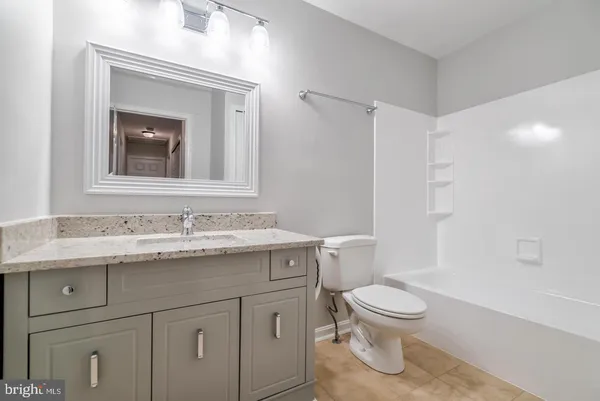 $3,550 | 503 Hunt Way Lane, Herndon, VA 20170