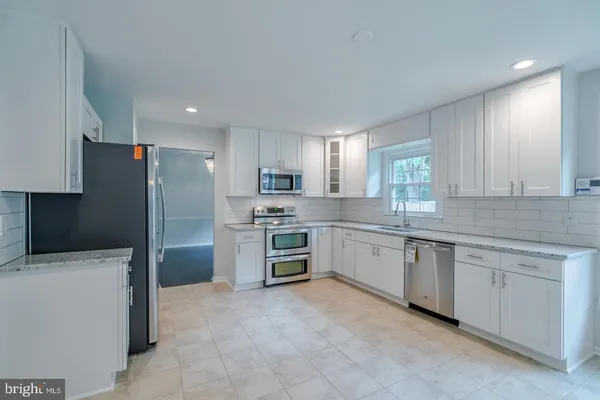 $3,650 | 503 Hunt Way Lane, Herndon, VA 20170